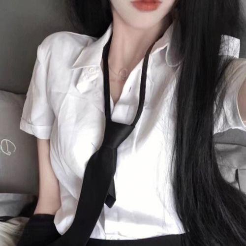 鞋子上的光